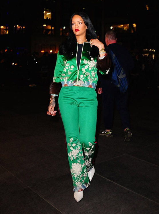 Rihanna-Went-Bright-Bold-Green-Gucci-Version