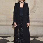 celebrities del desfile de dior en paris fashion week